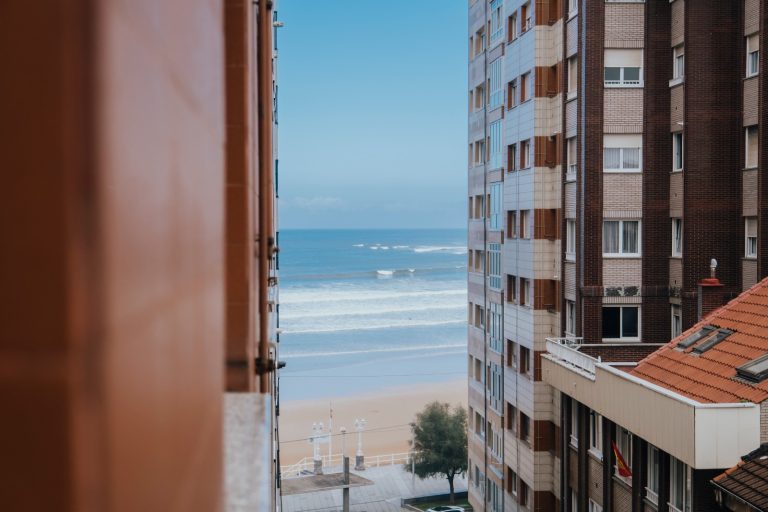 piso-alquiler-gijon-playa-san-lorenzo