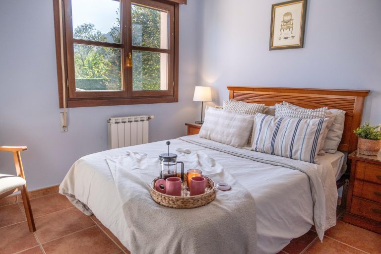 venta hotel rural en llanes