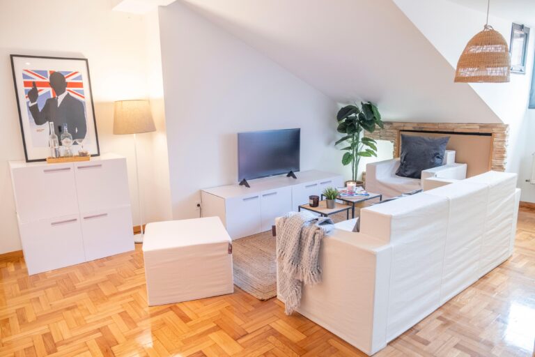 inmobiliaria vender piso en lugones