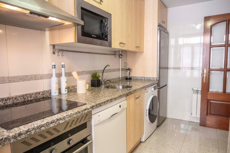 inmobiliaria vender piso gjion