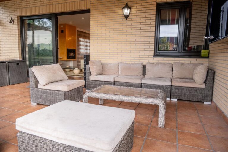 vivienda luminosa aviles